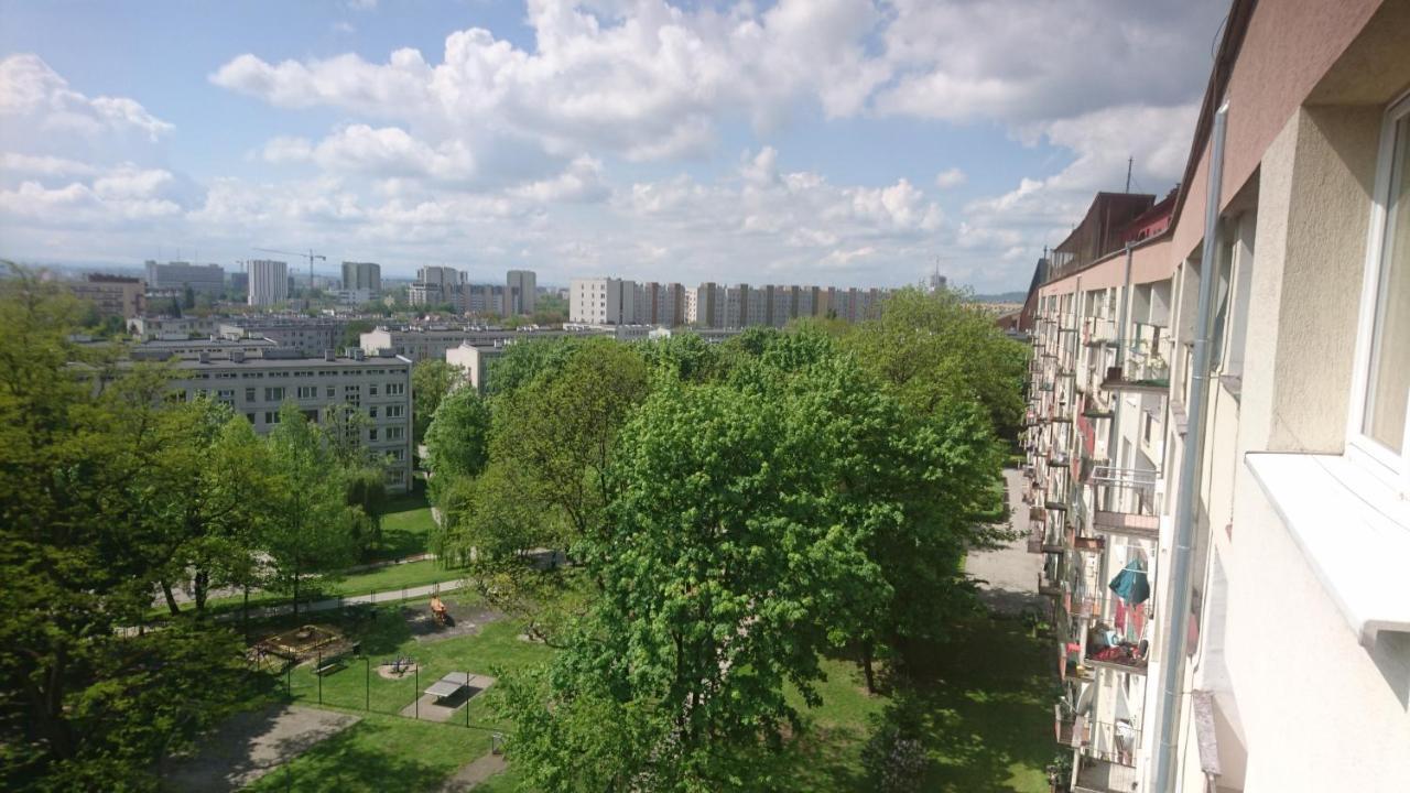 Ul. Ugorek Kolo Areny Appartement Krakau Buitenkant foto