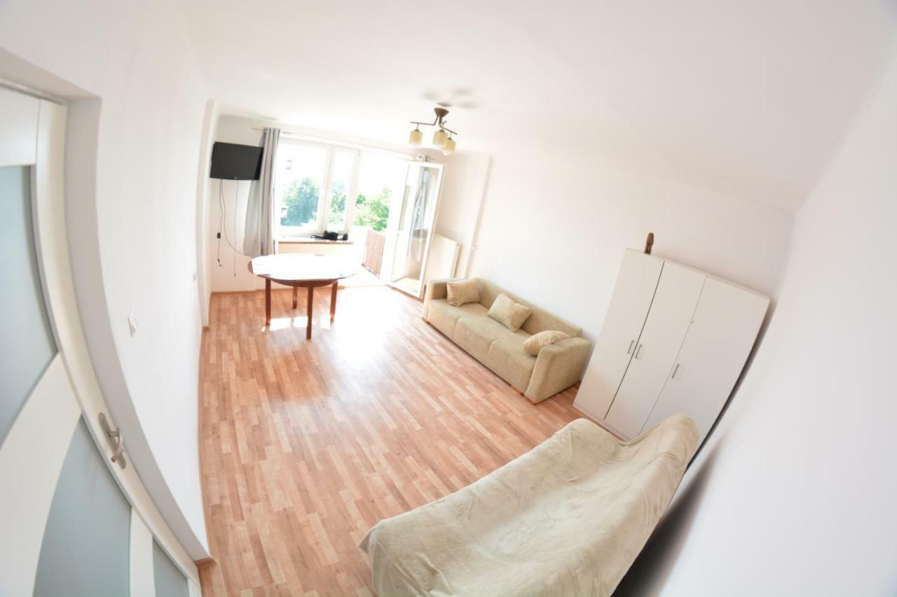 Ul. Ugorek Kolo Areny Appartement Krakau Buitenkant foto