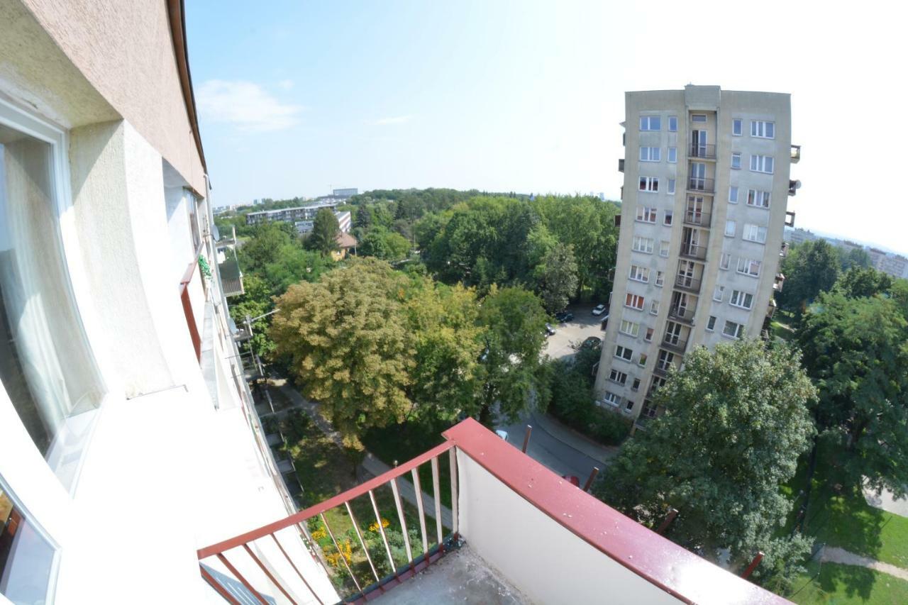 Ul. Ugorek Kolo Areny Appartement Krakau Buitenkant foto