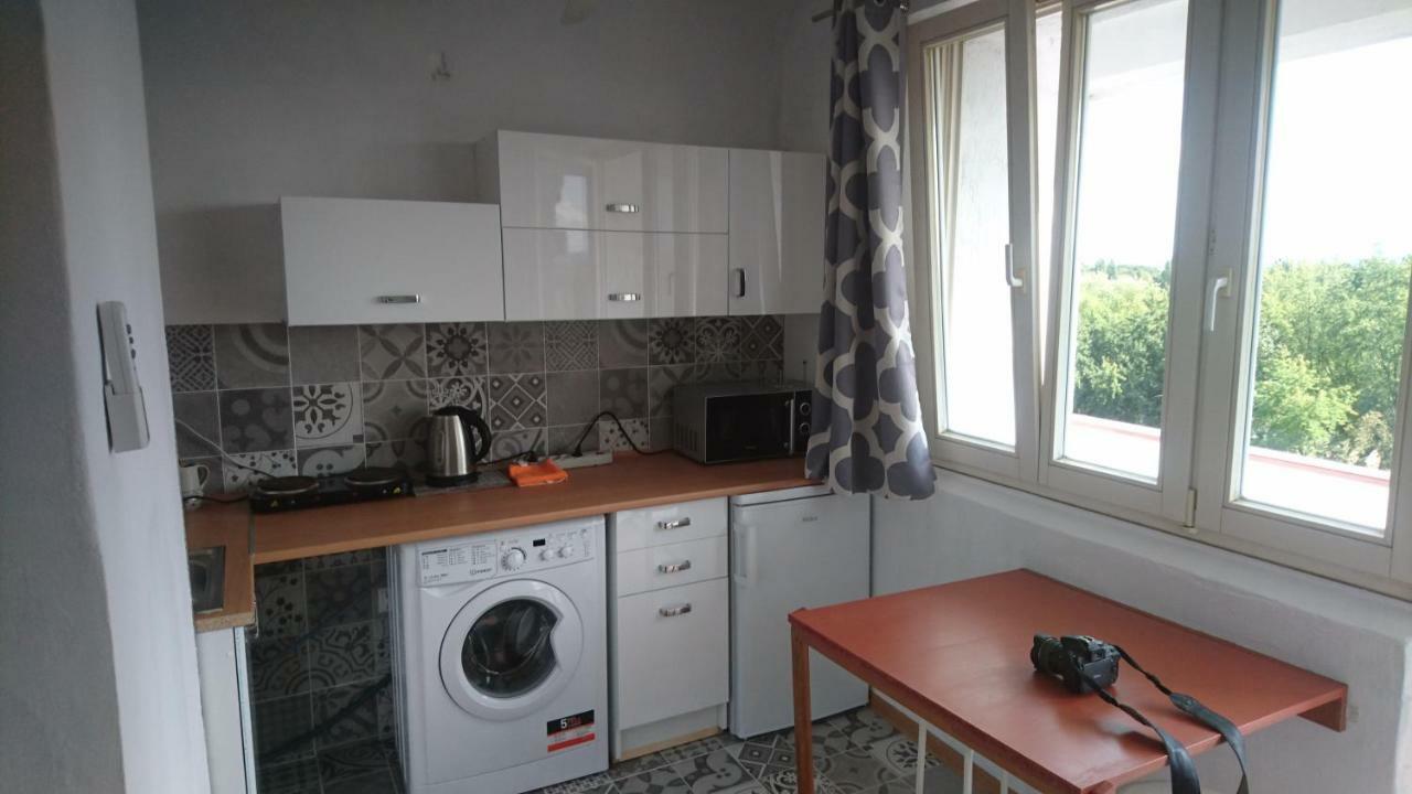 Ul. Ugorek Kolo Areny Appartement Krakau Buitenkant foto